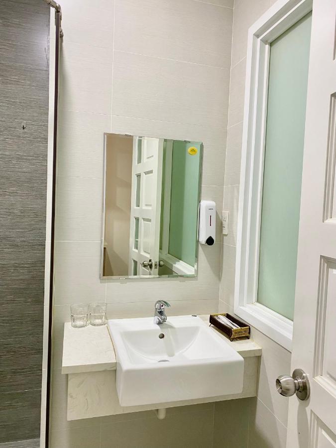 Hotel GreenRiver Ho Chi Minh-stad Buitenkant foto